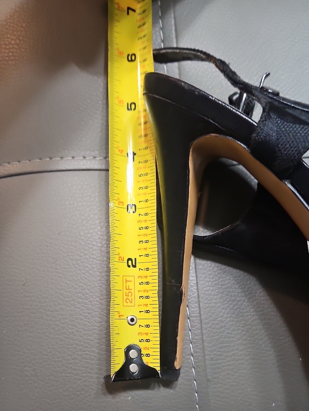 Coach heels - Picture 9 of 10